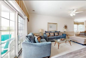 3BR Condo, SMART TVs, Golf, 6ppl, Near attractions